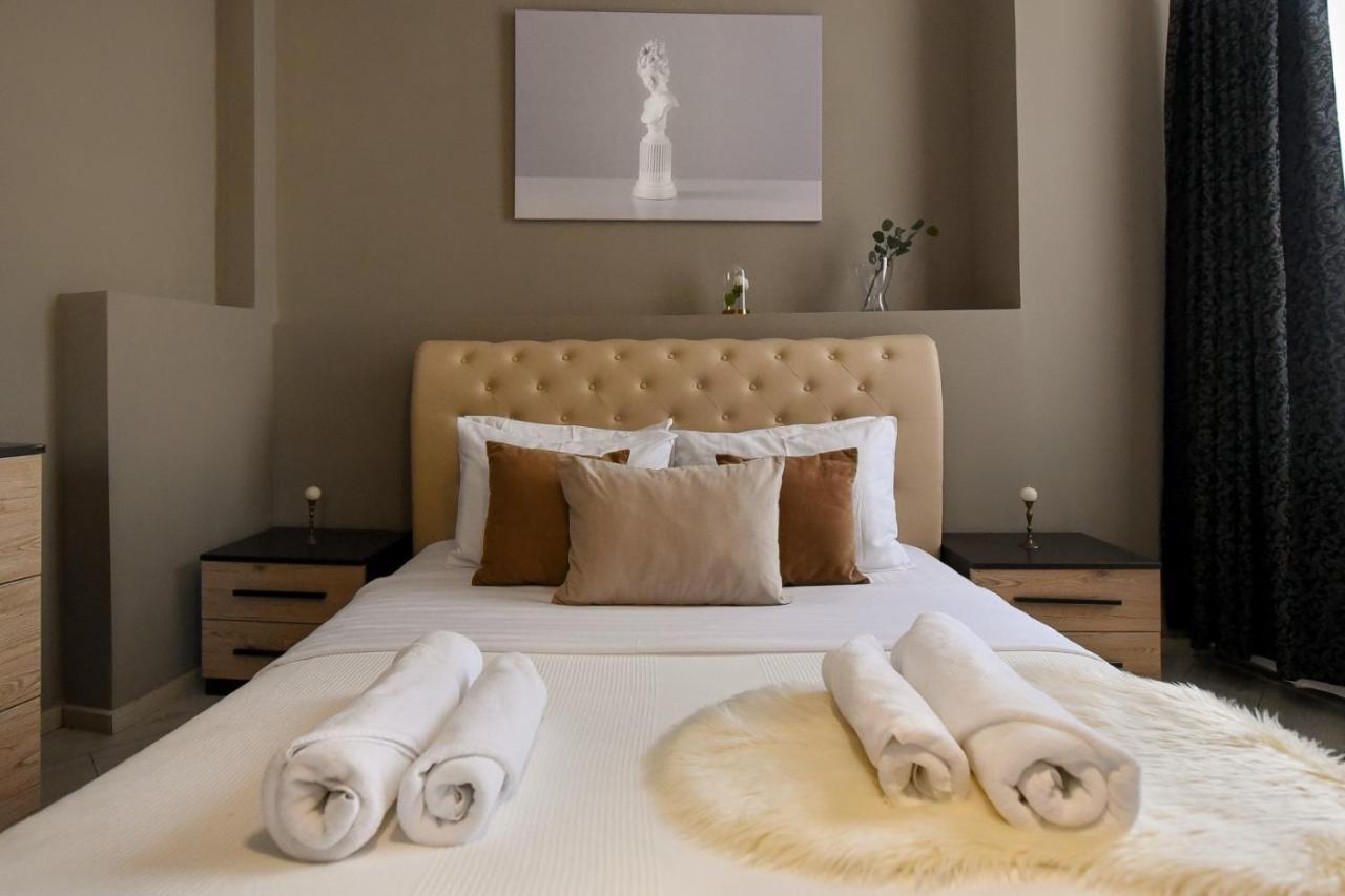 شقة بوخارست  في Amazing Location & Elegant Apt - Old Town المظهر الخارجي الصورة