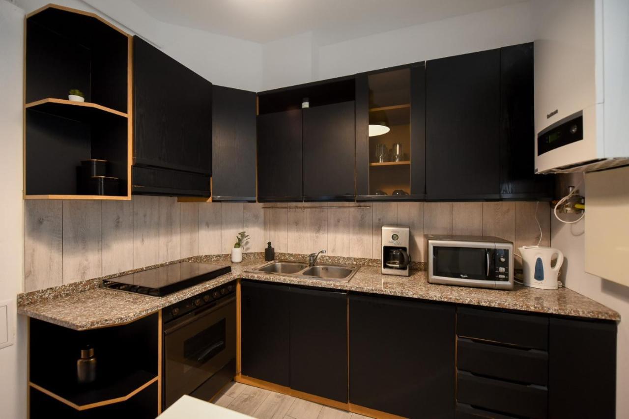 شقة بوخارست  في Amazing Location & Elegant Apt - Old Town المظهر الخارجي الصورة